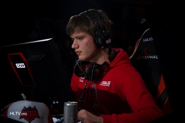 留了一手？LNG世界赛疑似自费报名第7人 或其他位置转中单上阵