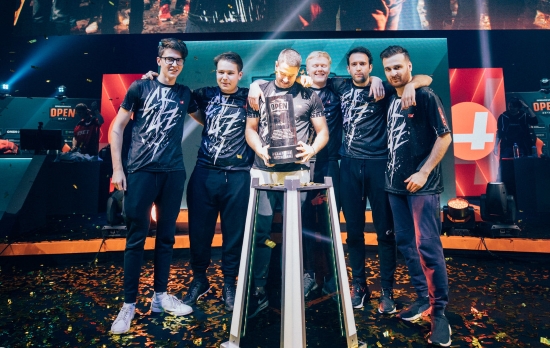 LCK杯趣味数据：HLE在BO5的第一小局全胜